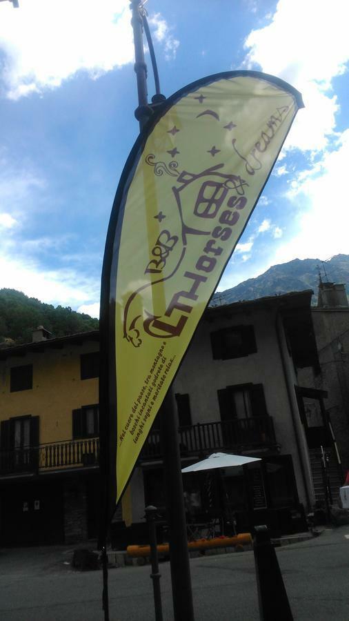 Lthorses & Dreams Bed & Breakfast La Thuile Ngoại thất bức ảnh